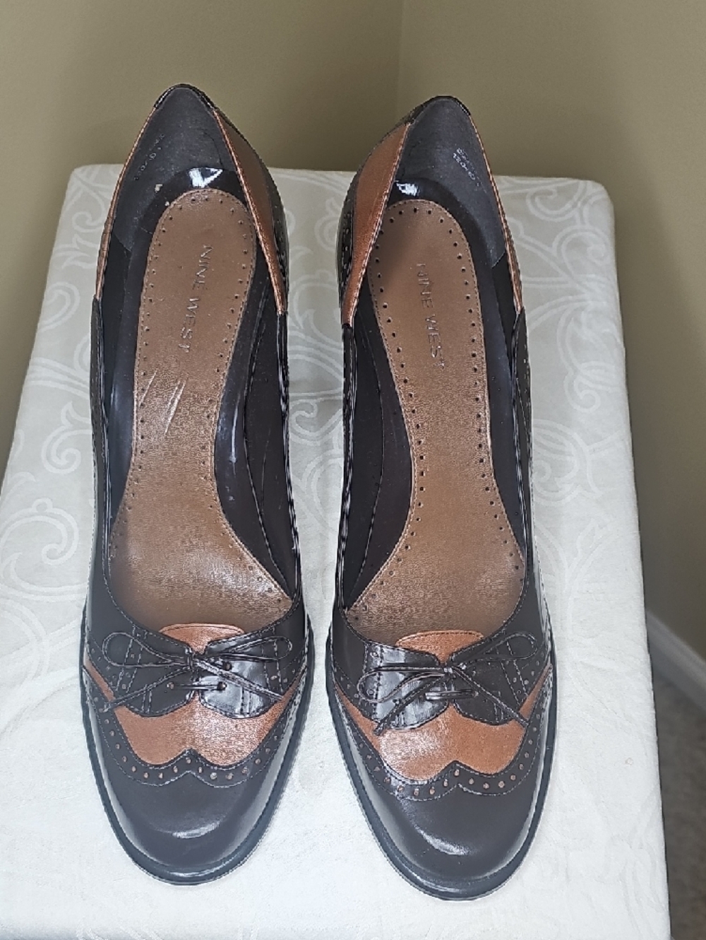 Nine West Black and Brown Two-Tone Heeled Pumps - Picture 2 of 4